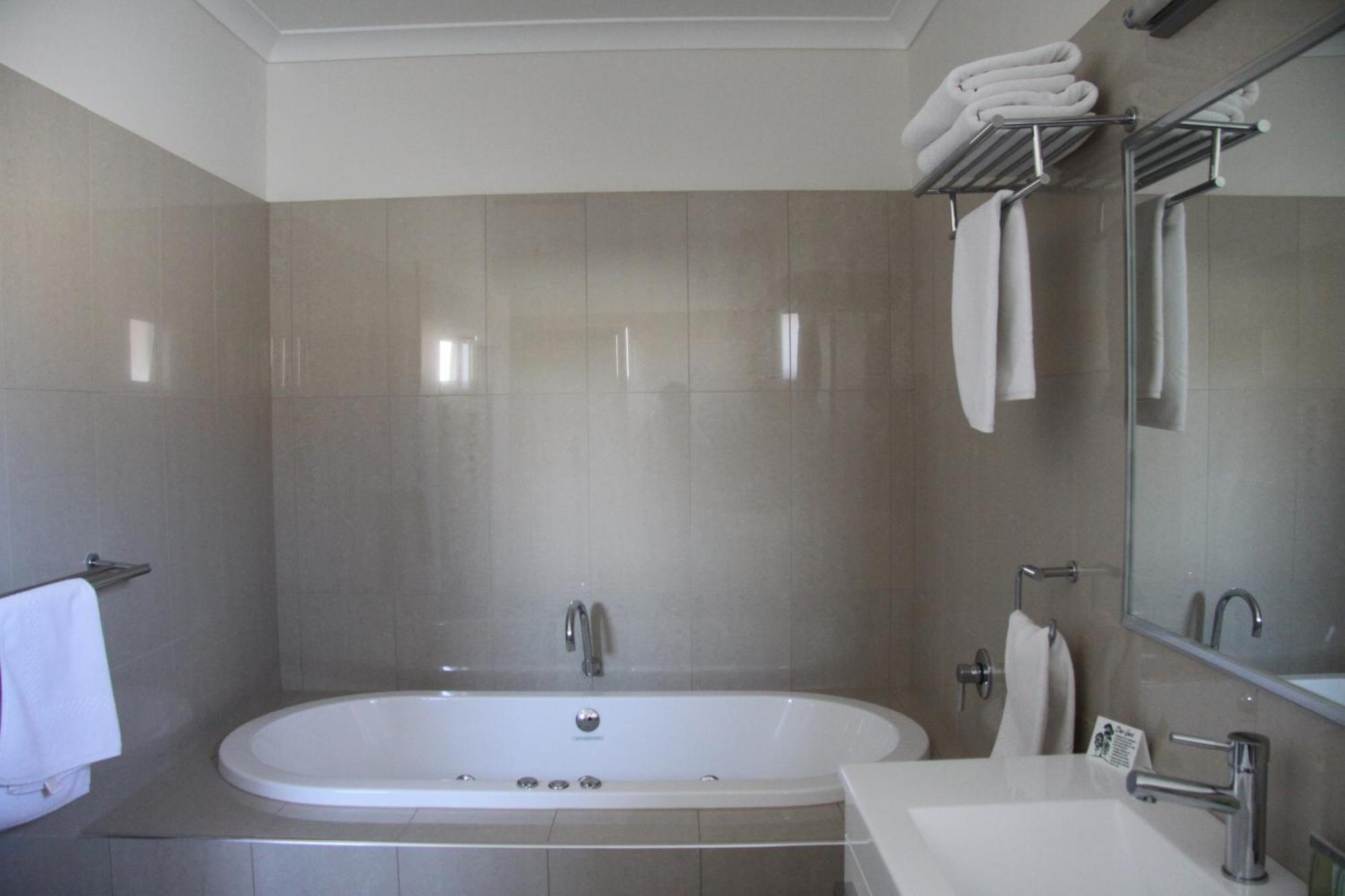Red Earth Motel Broken Hill Esterno foto