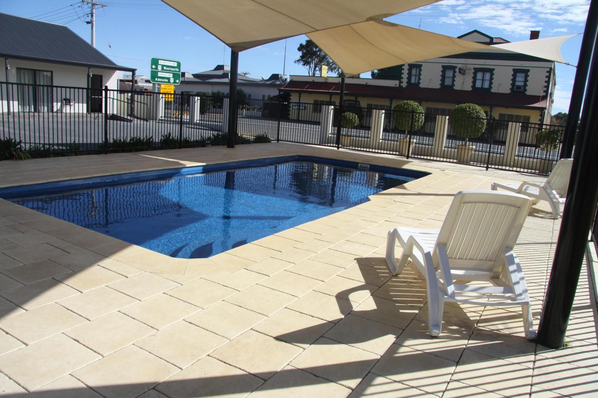 Red Earth Motel Broken Hill Esterno foto