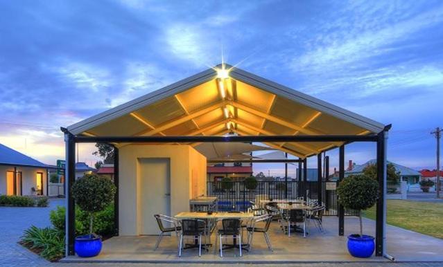 Red Earth Motel Broken Hill Esterno foto